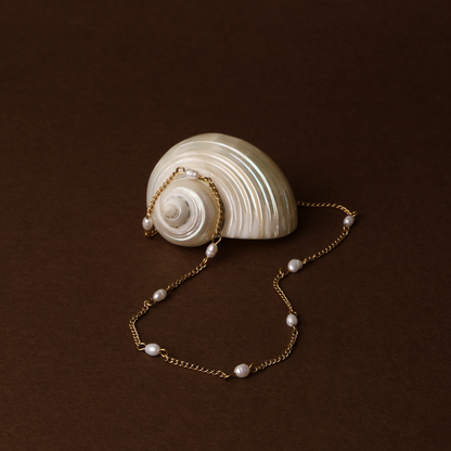 Pearl Station Chain Choker