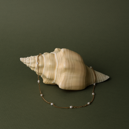 Pearl Station Chain Choker