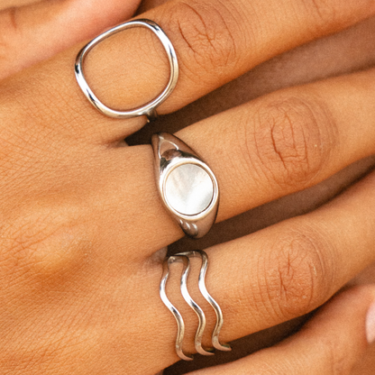 Iridescent Mother-of-Pearl Ring