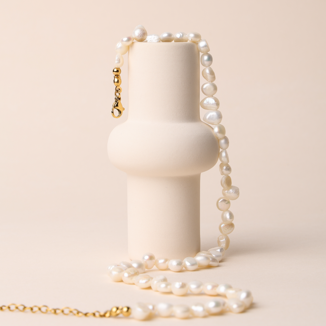 Organic Shape Pearl Choker