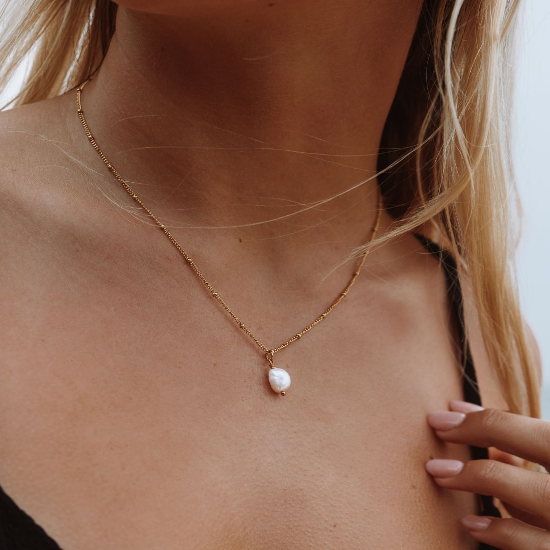 Single Baroque Pearl Necklace