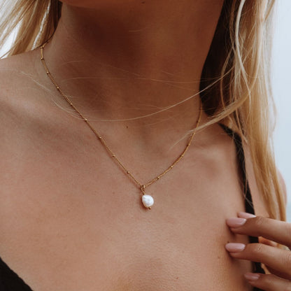 Single Baroque Pearl Necklace