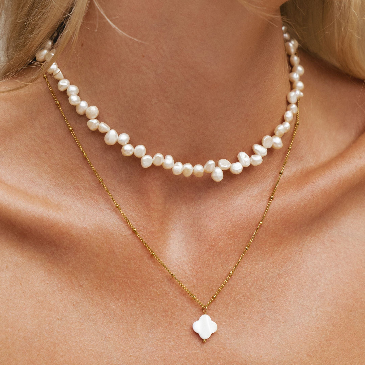 Organic Shape Pearl Choker