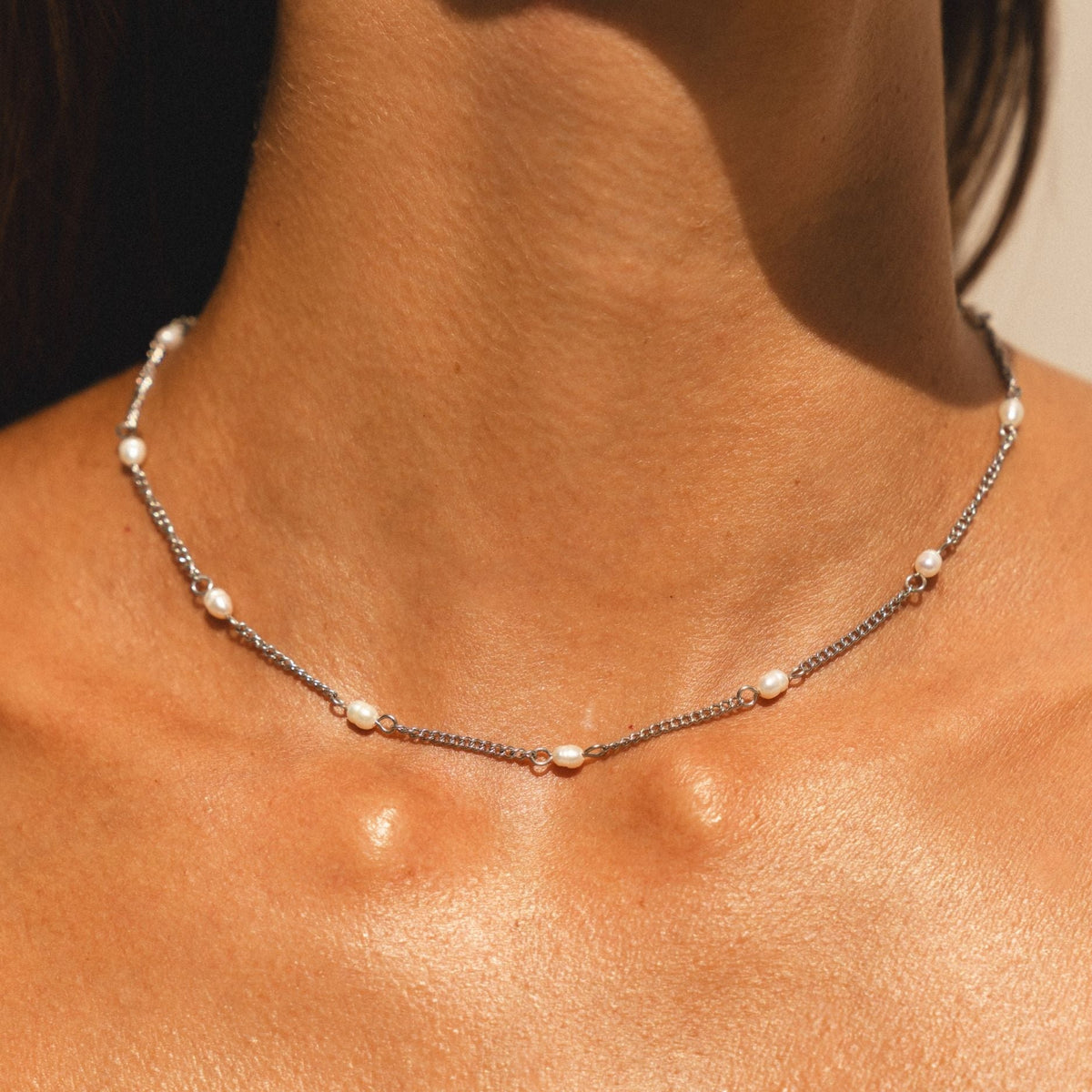 Pearl Station Chain Choker