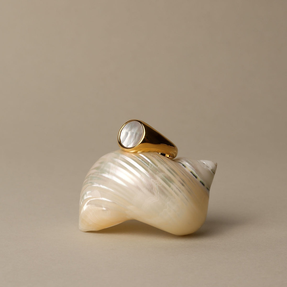 Iridescent Mother-of-Pearl Ring