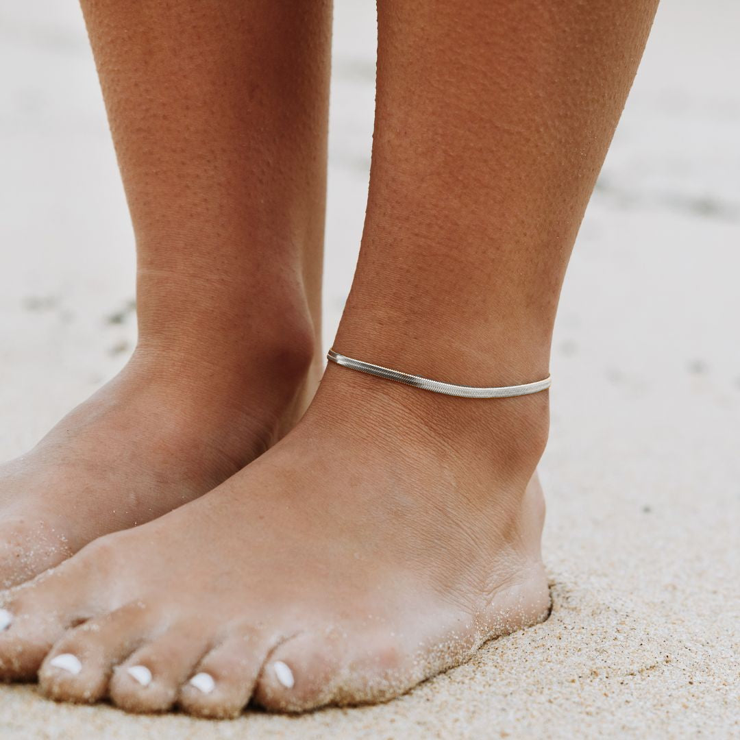Liquid Gold Herringbone Anklet