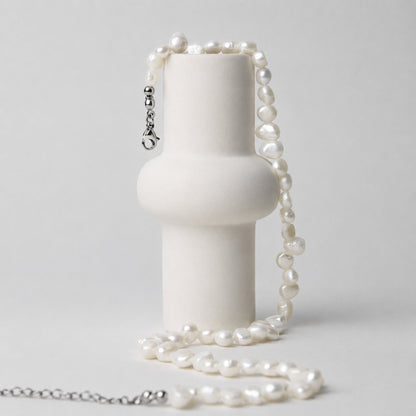 Organic Shape Pearl Choker