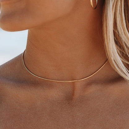 Sleek Snake Chain Choker